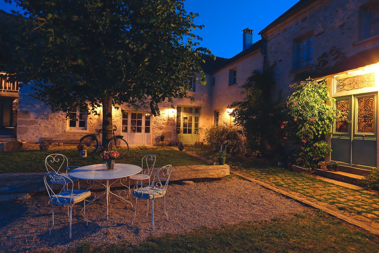 La Petite Ferme Bed & Breakfast Chérence Eksteriør bilde